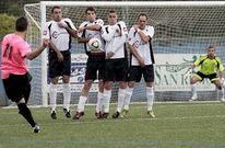 El Soneira venci� el a�o pasado al Dumbr�a (2-1) con un gol de penalti que lanz� M�chel.