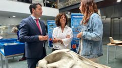 Jos Ramn Romero y Rosa Ana Garca inauguraron la muestra en la casa consistorial