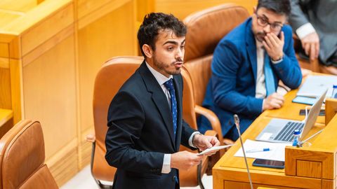 Ral Santamara, en su primera intervencin en un pleno del Parlamento de Galicia.