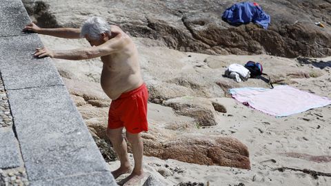 Nunca, en un mes de junio, se hab�an superado los 35 grados en A Coru�a como sucede este s�bado, donde los coru�eses se han echado a la playa