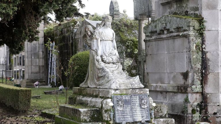 Tumba del fot�grafo Jos� Gil en Pereir�. 