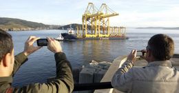 Las grandes gr�as para la terminal llegaron en diciembre del 2012 por mar desde Algeciras. 