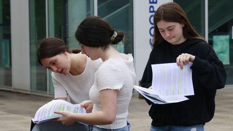 Ex�menes de la PAU en el campus de Ferrol