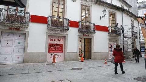 La nueva tienda de Arenal, en el local que antes ocupaba Zara