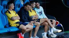 Pablo Valcarce (en el centro) e Ian Mackay (derecha) durante el partido entre el Dpor y el Rayo Majadahonda