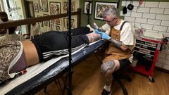 Marco Para�os, tatuador