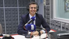 Borja Verea, que ayer present� en rueda de prensa iniciativas en materia de vivienda, las coment� despu�s en Radio Voz.