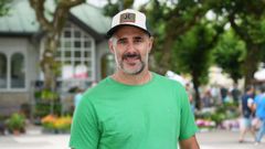 David estivo o pasado xoves en Carballo, na foto, no mercado, onde ten comprado �rosquillas�.