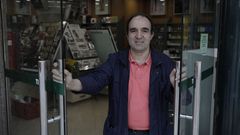 Antonio Garrote en una de sus tiendas que abrir� sus puertas desde ma�ana