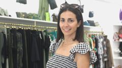 Gloria Iglesias, en el interior de su establecimiento de la calle Real. 