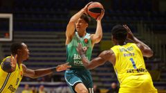 Duelo de Euroliga entre el Baskonia y el Maccabi de Tel Aviv.