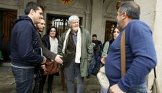 Xos� Manuel Beiras lleg� a Armas a solidarizarse con trabajadores del naval pero ya se hab�an ido. 