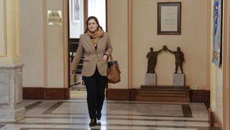 La concejala exsocialista Mar&iacute;a Reigosa en los pasillos del Concello de Lugo