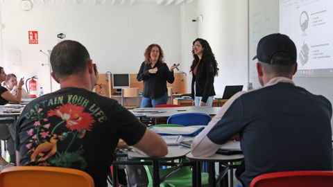 Una clase de inglés en la Escola Oficial de Idiomas de Vilagarcía
