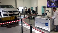 PSA prueba el coche del futuro en O Porri�o