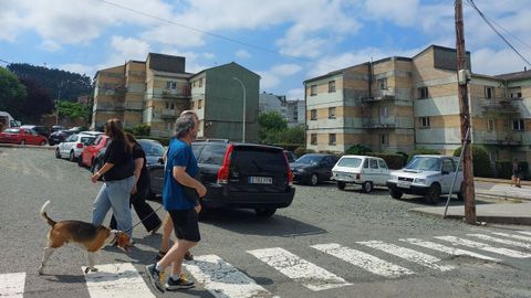Los dos bloques de viviendas, id�nticos, justo frente al CEIP Jos� Mar�a Lage