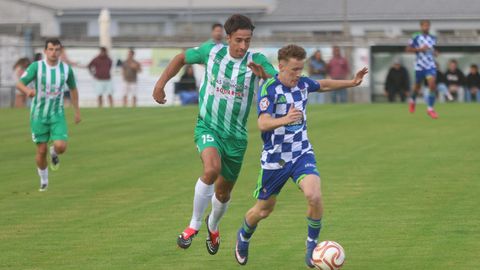 Iv�n Dopico, en la imagen en el partido de pretemporada contra el Racing, fue uno de los de la partida ante el Pontevedra B.