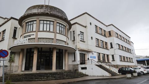 Fachada exterior del CEIP Pluriling�e Pr�cticas