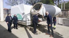 En la imagen, la nacelle o g�ndola del aerogenerador, que se ha ubicado junto al taller de eficiencia energ�tica