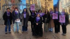 Representantes de la organizacin de la manifestacin por el 25N que recorrer el centro de Oviedo