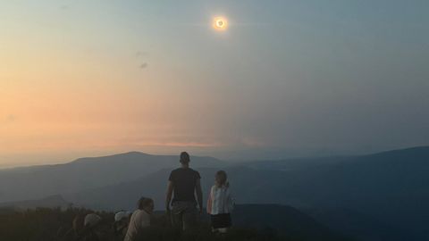 Otro aspecto del eclipse desde el monte Formigueiros, en la sierra de O Courel
