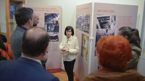 Una exposicin conmemora el 25 aniversario del descubrimiento de la Domus do Mitreo