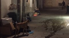 La acumulaci�n de basura en el casco hist�rico de Santiago crispa a hosteleros y vecinos
