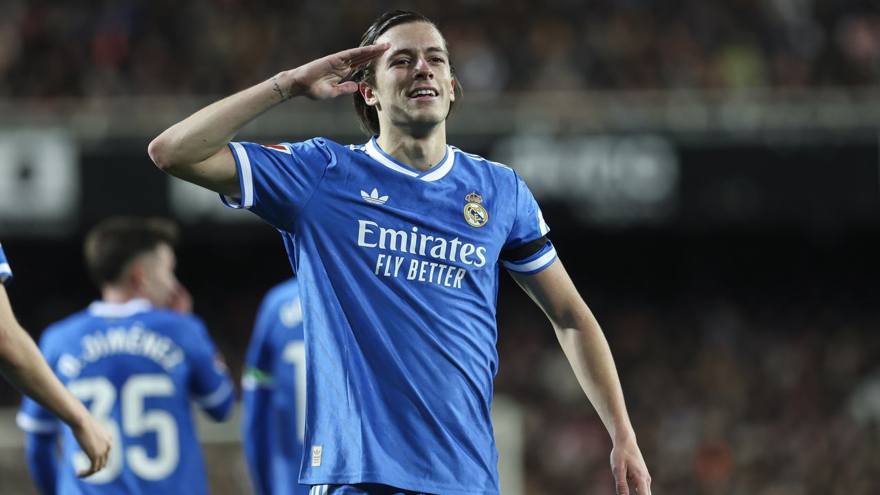 Álvaro Carreras encarrila el triunfo del Madrid ante el Valencia (0-2)