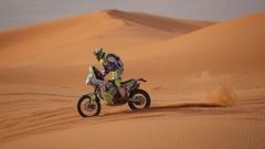 Javier Ra�eces, piloto asturiano en el Dakar