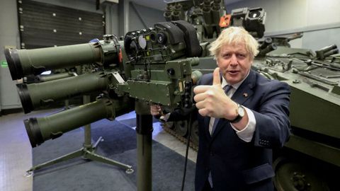 Boris Johnson, esta semana en una f�brica de armamento en Belfast (Irlanda del Norte)