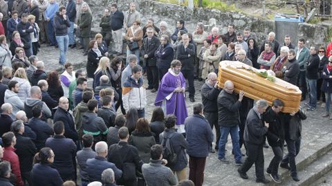 Entierro del ciclista atropellado en A Guarda