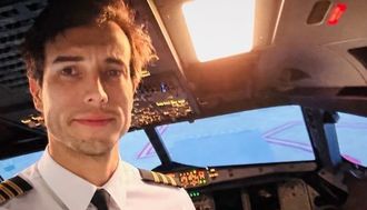 Leandro Bertazzo, el instructor�que se tir� desde el avi�n