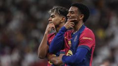 Supercopa de Espaa.Ansu Fati y Alejandro Balde, futbolistas del Barcelona, durante la final de la Supercopa de Espaa