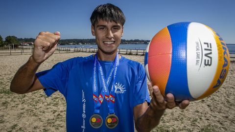 Vidal descansa uns d�as en Boiro tras sobresa�r nos campionatos de Espa�a con V�ctor L�pez.