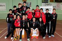 Los miembros del equipo estradense que jugaron en As Neves.