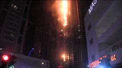 La torre Antorcha de Dub�i se incendia por segunda vez