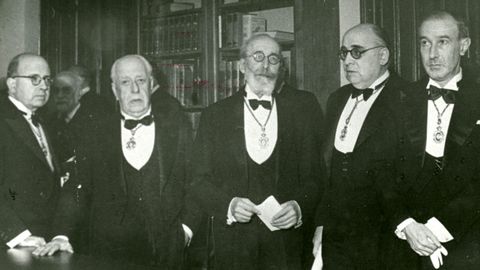 Men�ndez Pidal, en un acto de la Real Academia Espa�ola en abril de 1964