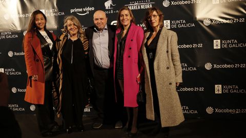 presentacion serie Operación marea negra, con fotocol, estará conselleiro de cultura e actores, entre eles, álex gonzález, PREESTRENO SERIE DE AMAZOM PRIME