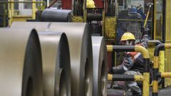 Vista de la nueva l�nea de galvanizado de ArcelorMittal en Avil�s (Asturias) 