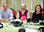 Amancio Lavandeira, Joaqu�n Vidal y Susana Toja hablaron sobre las l�neas de autob�s. 