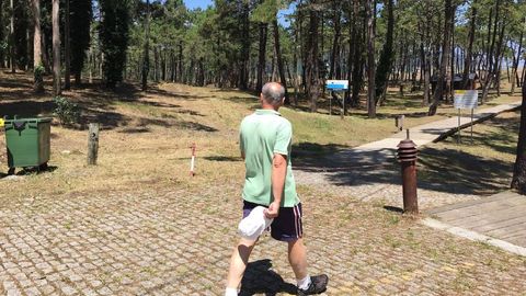Morouzos, en Ortigueira, es bien conocido por ser la zona de acampada del Festival Celta. Hay mesas, duchas y aseos