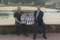 Jos� Ram�n Soto y el organizador Miguel �ngel Rojo.