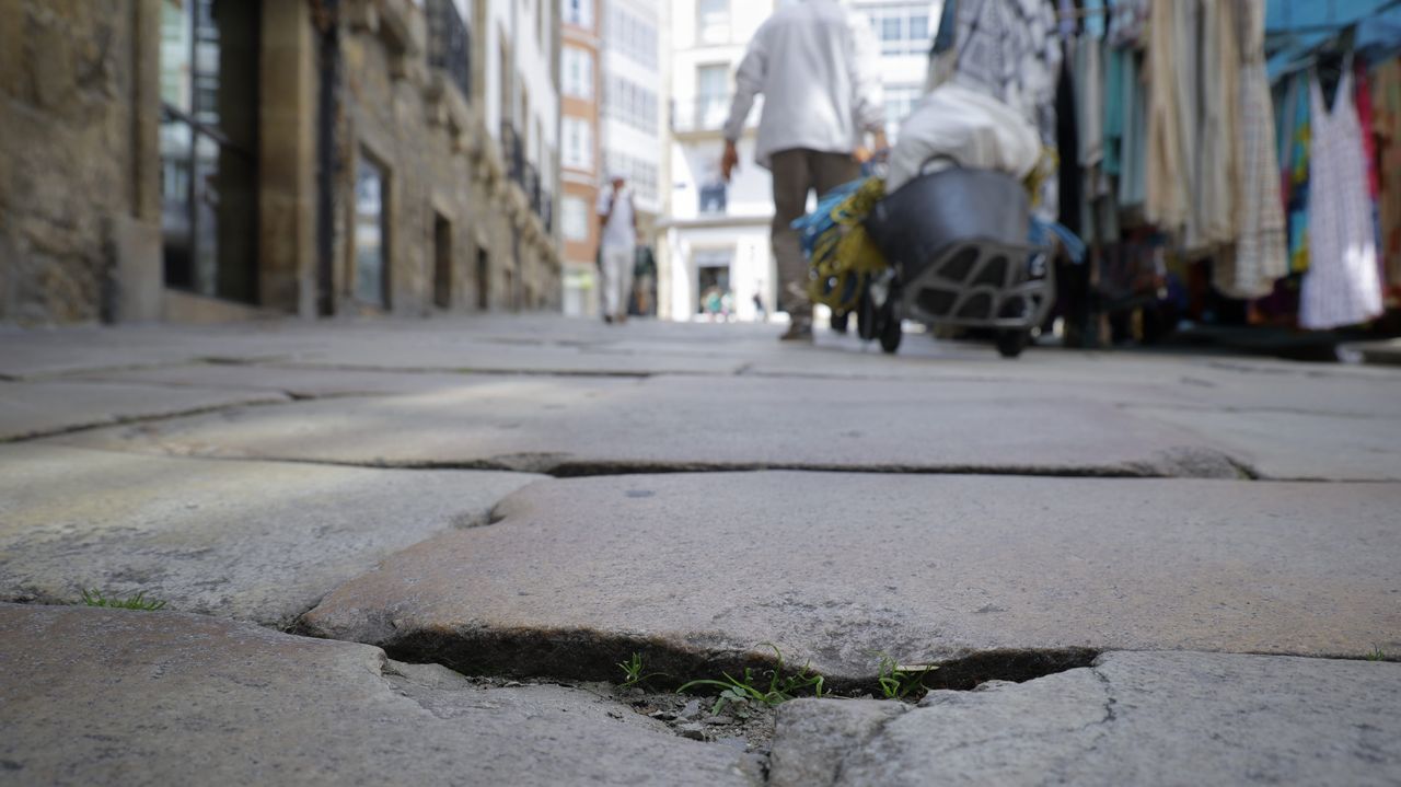 El TSXG desestima la reclamación de una mujer por una caída en el casco histórico de A Coruña