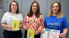 Mara Jos Rego, presidenta de Anedia; Natividad Gonzlez, responsable del rea de Cultura de la Diputacin de A Corua; y Noem Snchez, madre y socia