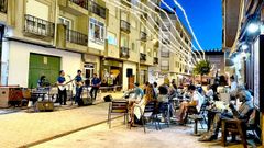 La terraza de A Pousada durante un concierto este verano.