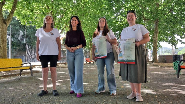 A foliada presentouse onte no parque do Pi�eiri�o