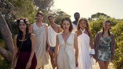 El elenco de �Dos semanas en agosto�, encabezado por Jessica Raine, Damien Molony y Antonia Thomas.