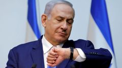 Netanyahu sopesba el lunes por la noche declinar su inmunidad para intentar lograr un acuerdo de gobierno de �ltima hora en Israel