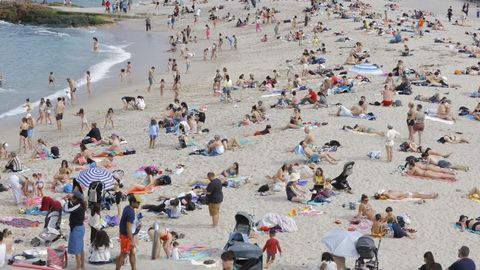 Los gallegos disfrutan del buen tiempo de este lunes