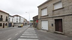 Vivienda de Cambados en la que reside Luis Augusto Fari�a  y registrada ayer por ECO Galicia de la Guardia Civil